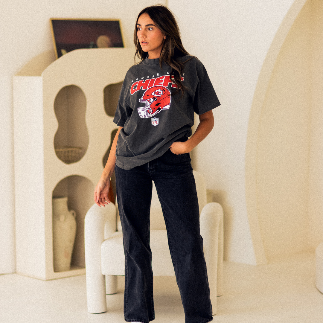 KANSAS CITY CHIEFS VINTAGE STYLE T-SHIRT — SHADOW