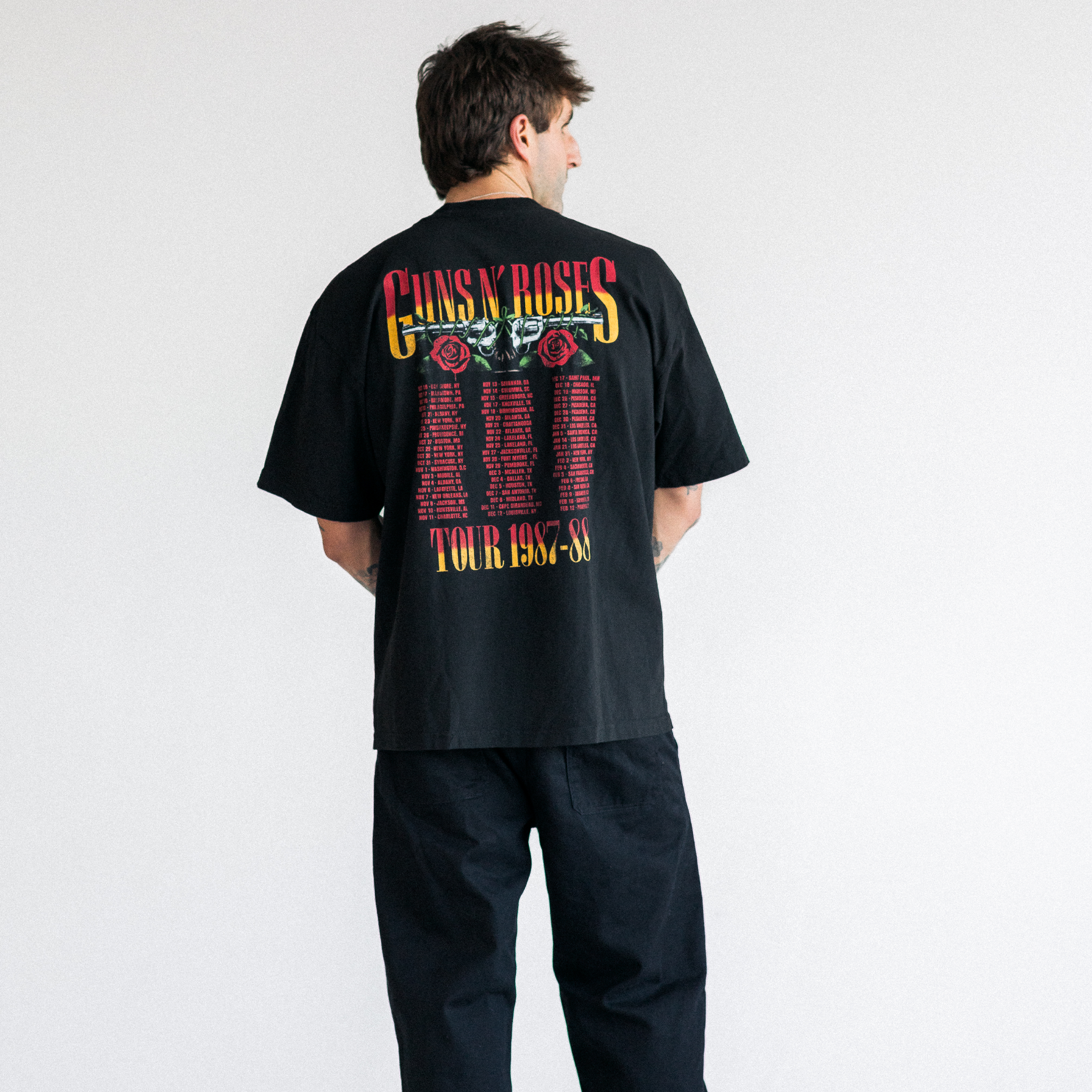 GUNS N’ ROSES 1987-88 TOUR VINTAGE STYLE T-SHIRT - BLACK