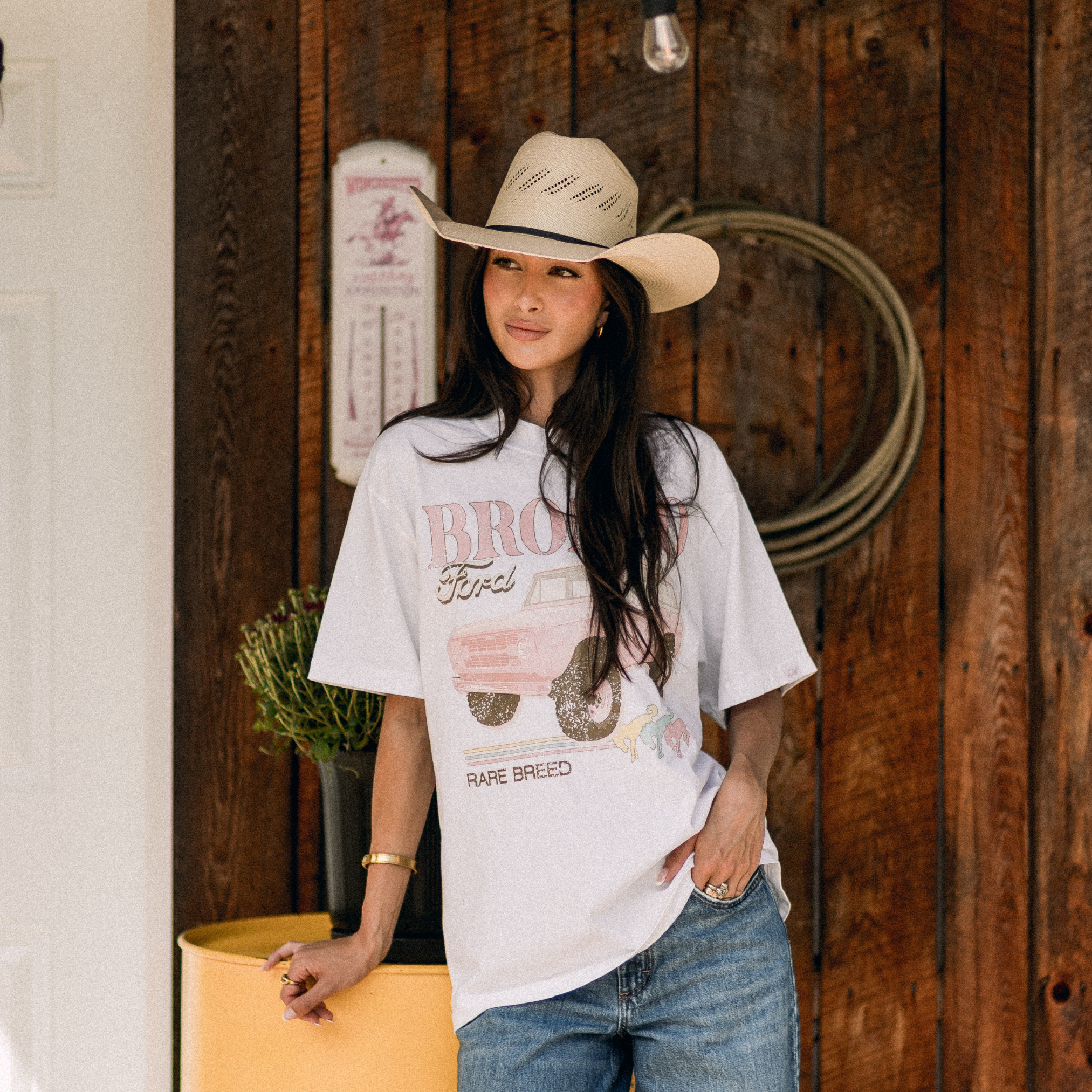 FORD BRONCO RARE BREED VINTAGE STYLE T-SHIRT